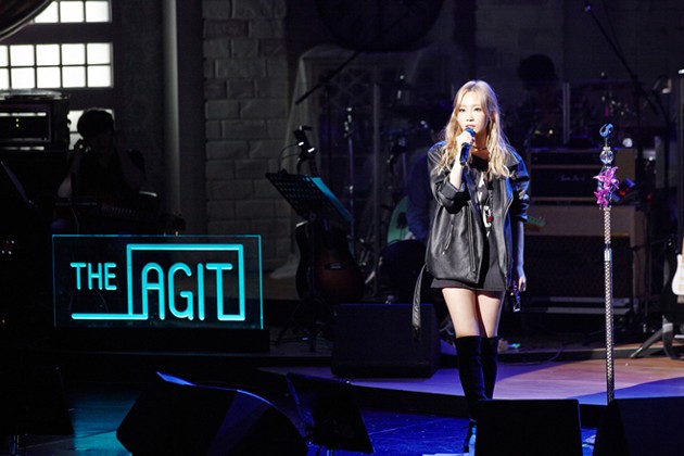 Gambar Foto Tae Yeon Tampil di Konser 'Tae Yeon's Very Special Day'