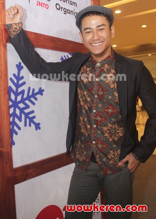 Gambar Foto Dwi Andhika di Jumpa Pers Launching Program Acara Traveling 'The Ichiban'