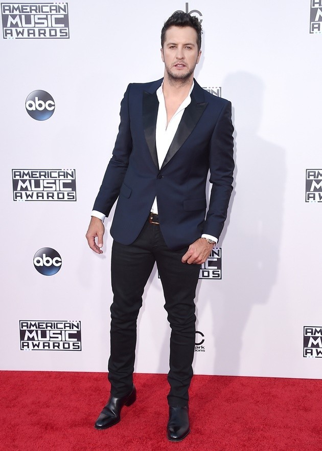 Gambar Foto Luke Bryan Hadiri American Music Awards 2015