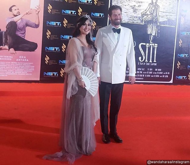 Gambar Foto Paramitha Rusady Hadiri Festival Film Indonesia