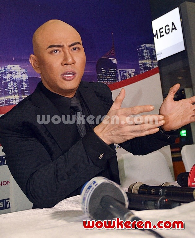 Gambar Foto Deddy Corbuzier di HUT Transmedia ke-14