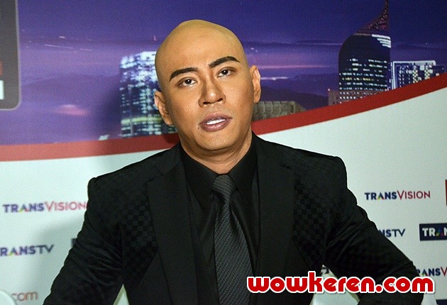 Gambar Foto Deddy Corbuzier di HUT Transmedia ke-14