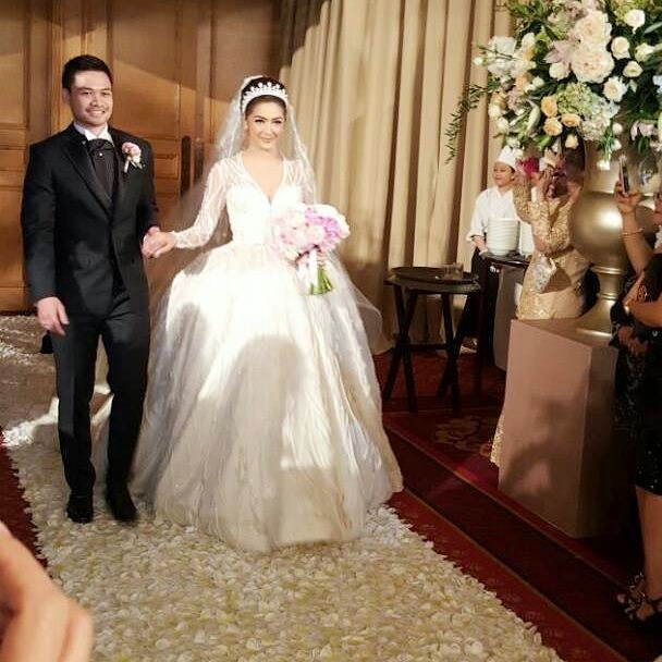 Foto Perancang Gaun Nabila Syakieb Adalah Hian Tjen Foto