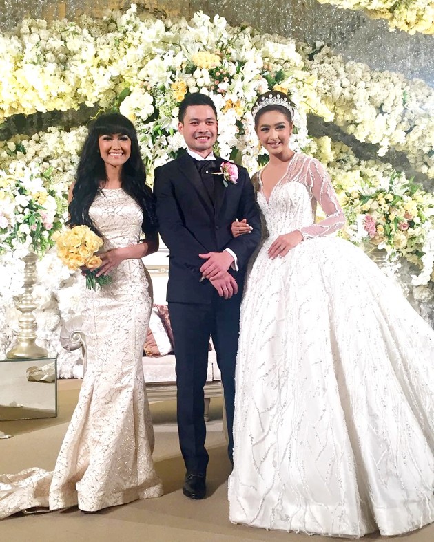 Gambar Foto Julia Perez Hadir di Pernikahan Nabila Syakieb dan Reshwara Argya Radinal