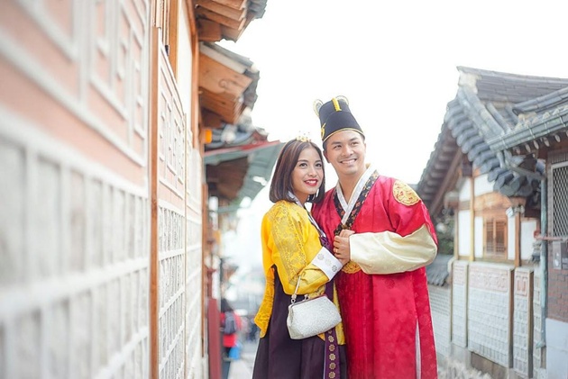 Gambar Foto Glenn Alinskie dan Chelsea Olivia Kompak Mengenakan Hanbok