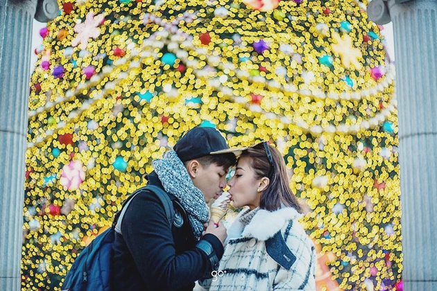 Gambar Foto Serunya Glenn Alinskie dan Chelsea Olivia Menikmati Es Krim Bersama