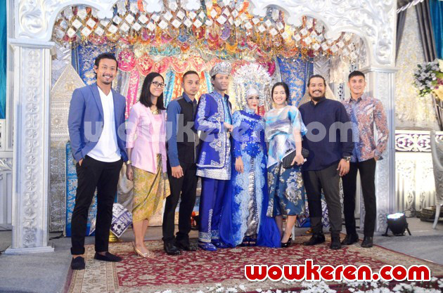 Gambar Foto Denny Sumargo, Fauzi Baadilla dan Vino Bastian di Pernikahan Fedi Nuril dan Vanny Widyastati