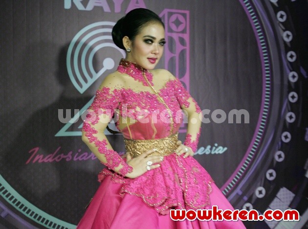 Gambar Foto Syahrini di HUT Indosiar ke-21