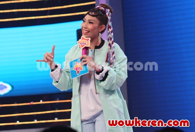 Gambar Foto Ayu Dewi di Acara 'Idola Cilik' Season 5