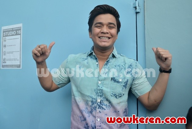 Gambar Foto Billy Syahputra Usai Mengisi Program 'Rumpi'