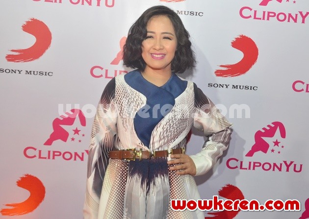 Gambar Foto Astrid di Konferensi Pers CliponYu
