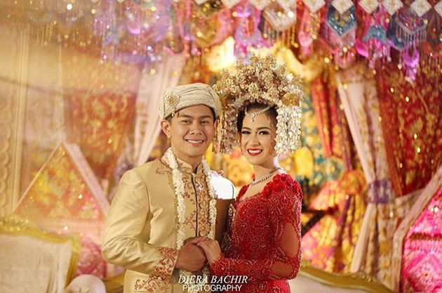Gambar Foto Nina Zatulini Menikah dengan Chandra Tauphan