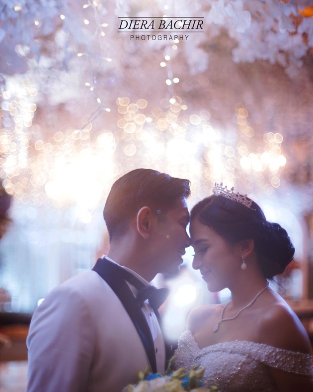 Gambar Foto Romantisnya Chandra Tauphan dan Nina Zatulini