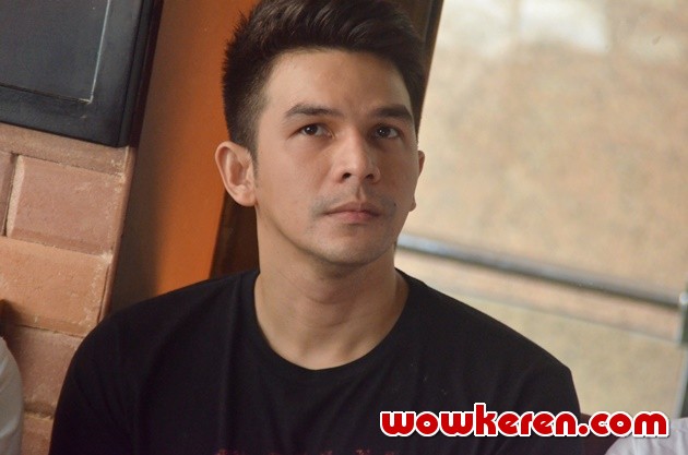 Gambar Foto Jonathan Frizzy Ikut Gerakan 'Lawan Segala Bentuk Teror'