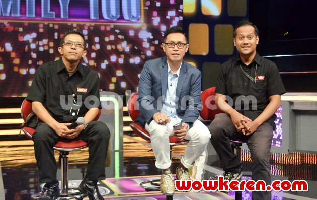 Gambar Foto Jumpa Pers Acara 'Super Family 100'