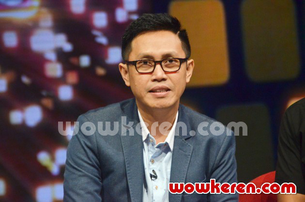 Gambar Foto Eko Patrio di Jumpa Pers Acara 'Super Family 100'