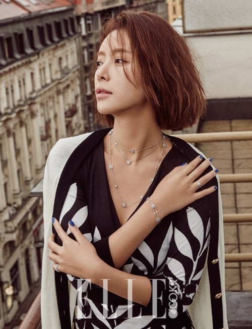 Gambar Foto Hwang Jung Eum di Majalah Elle Edisi Januari 2016