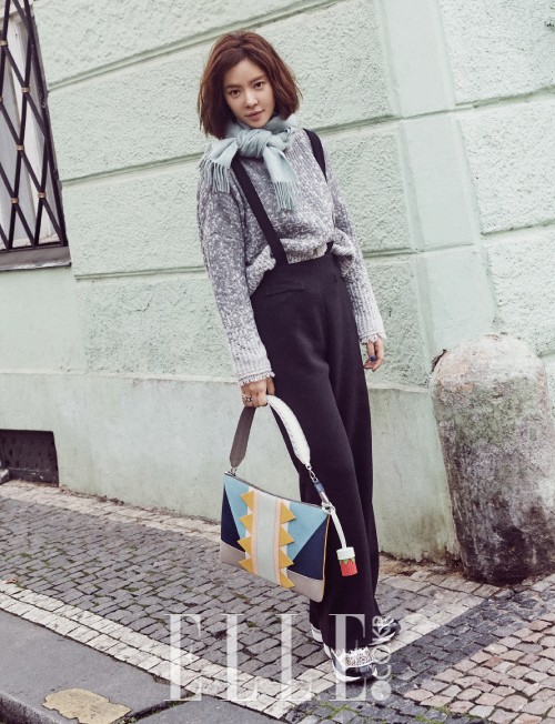 Gambar Foto Hwang Jung Eum di Majalah Elle Edisi Januari 2016
