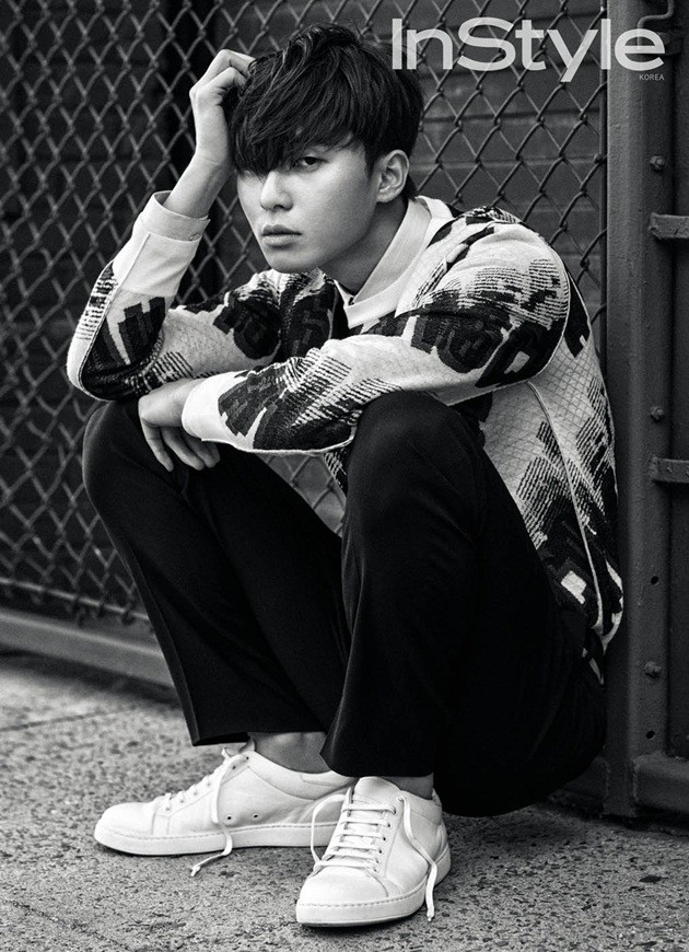 Gambar Foto Park Seo Joon di Majalah InStyle Edisi Januari 2016