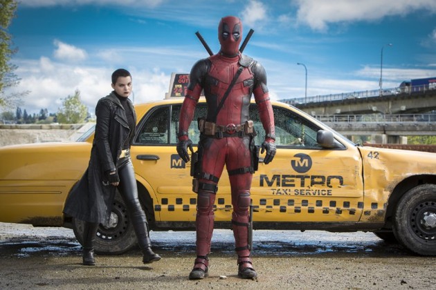 Gambar Foto Brianna Hildebrand dan Ryan Reynolds Jadi Superhero di Film 'Deadpool'