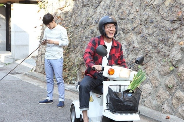 Gambar Foto Kim Joo Hyuk Berperan Sebagai Jung Sung Chan di Film 'Happy Facebook'