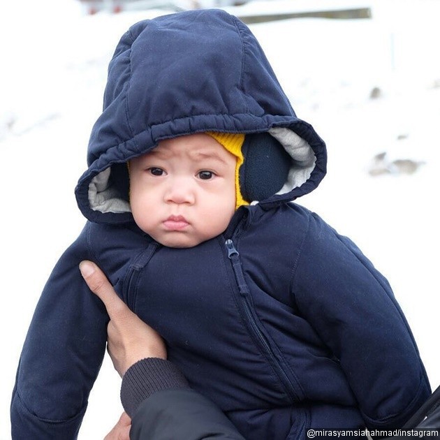 Gambar Foto Wah, Rupanya Rafathar Tidak Suka Salju