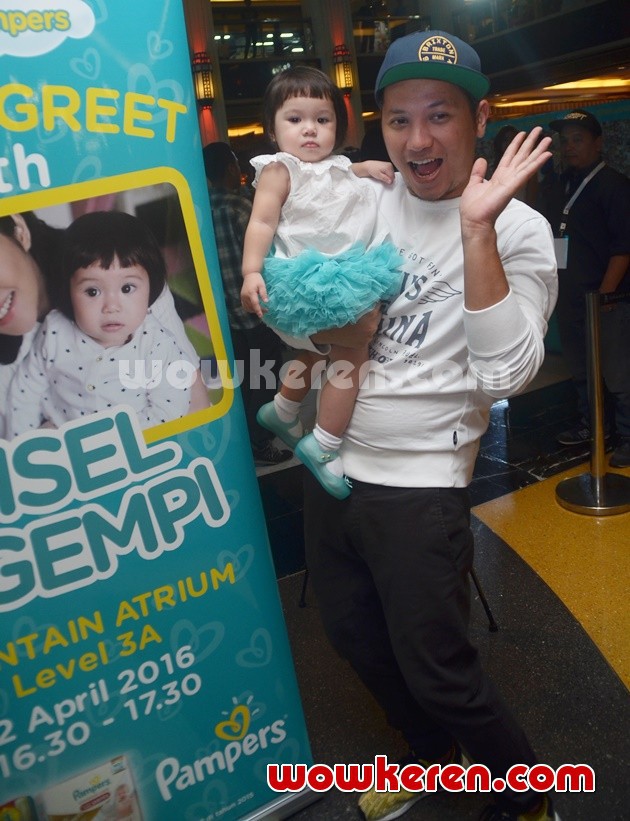 Gambar Foto Gempita dan Gading Marten Ditemui di Grand Indonesia Mall