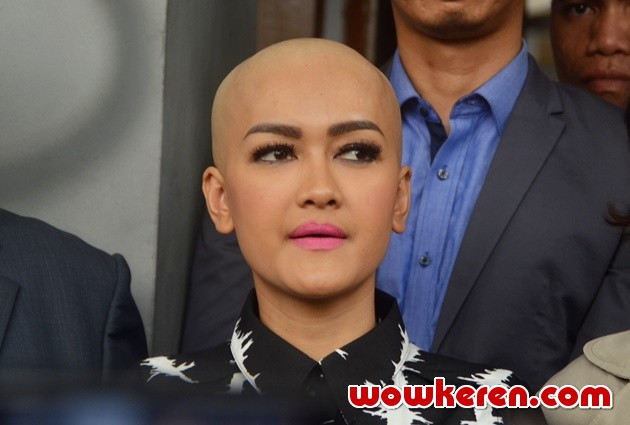 Gambar Foto Julia Perez Jalani Sidang Mediasi Gugatan Cerai
