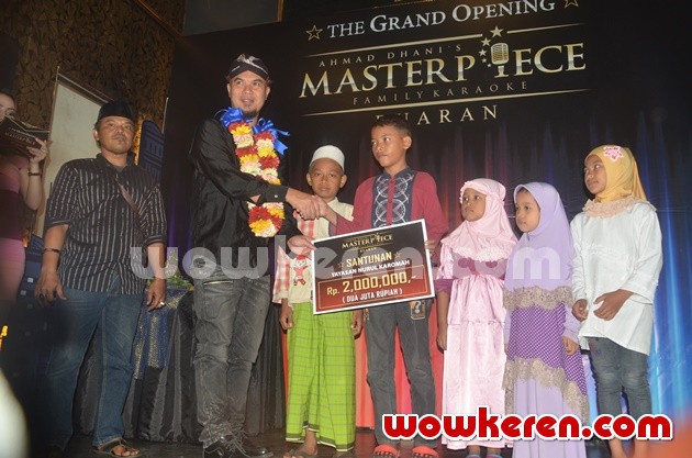 Gambar Foto Ahmad Dhani Gelar Grand Opening Masterpiece Buaran