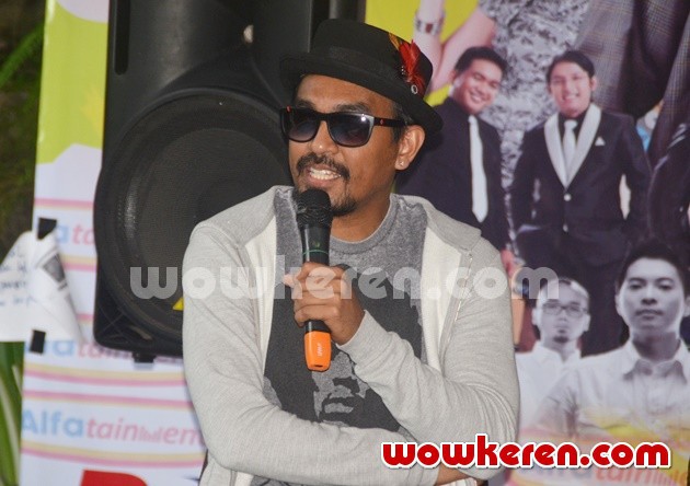 Gambar Foto Glenn Fredly di Press Conference Alfatainment