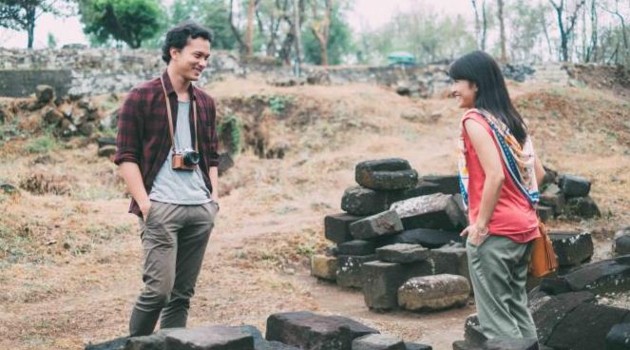 Gambar Foto Cinta dan Rangga Bertemu Kembali Setelah 14 Tahun