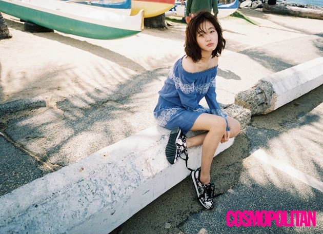 Gambar Foto Kim Go Eun di Majalah Cosmopolitan Edisi April 2016