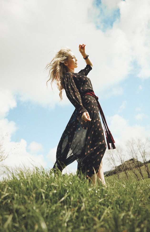 Gambar Foto Tae Yeon di Teaser Debut Mini Album 'I'