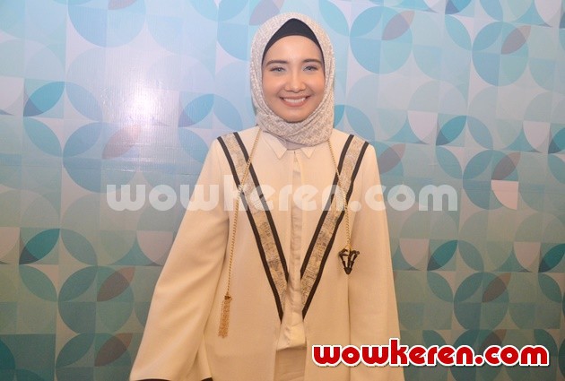 Gambar Foto Zaskia Sungkar di Konferensi Pers Indonesia Fashion Forward
