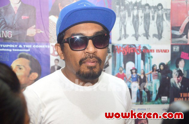 Gambar Foto Glenn Fredly Saat Peresmian Kerjasama Berkaf dan Irama Nusantara