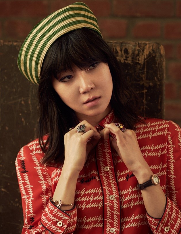 Gambar Foto Gong Hyo Jin di Majalah Elle Edisi April 2016