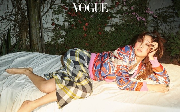 Foto Kim Go Eun di Majalah Vogue Edisi Mei 2016