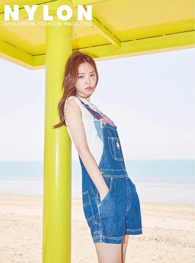 Gambar Foto Na Eun A Pink di Majalah Nylon Edisi Juni 2016