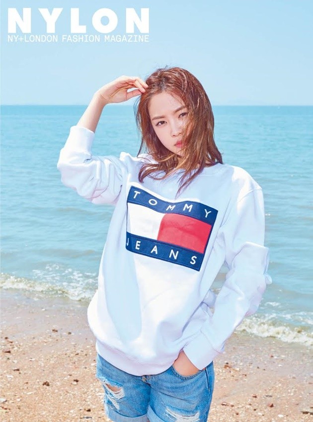 Gambar Foto Na Eun A Pink di Majalah Nylon Edisi Juni 2016