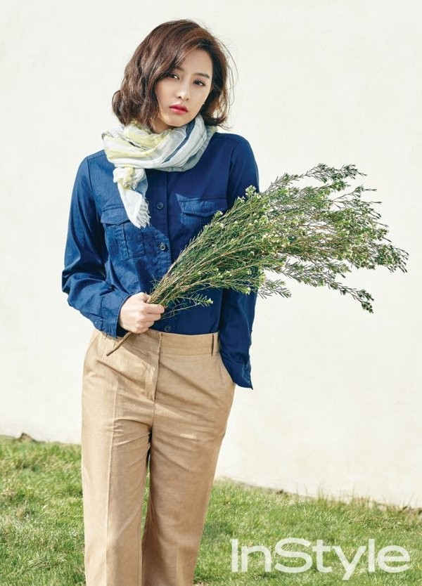 Gambar Foto Kim Ji Won di Majalah InStyle Edisi Juni 2016
