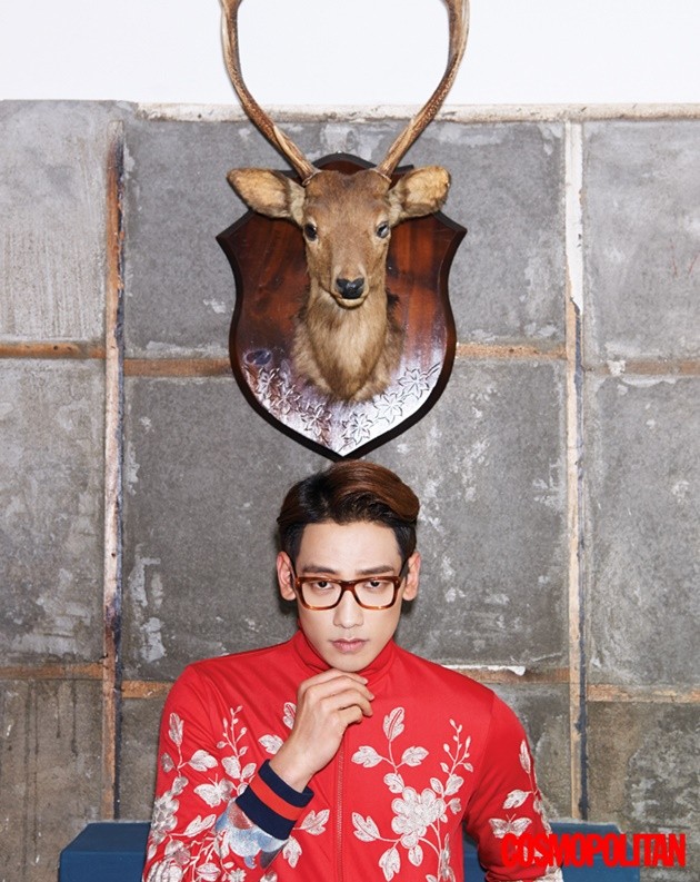 Gambar Foto Rain di Majalah Cosmopolitan Edisi Mei 2016