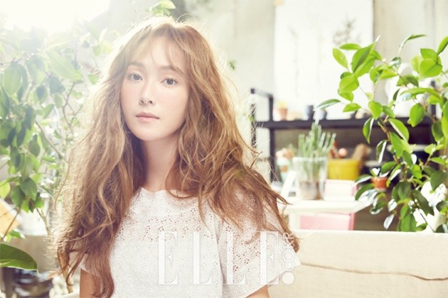 Gambar Foto Jessica Jung di Majalah Elle Edisi Juni 2016
