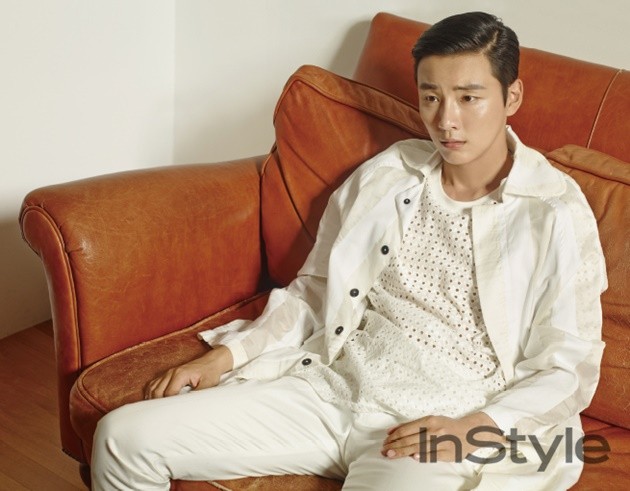 Gambar Foto Yoon Shi Yoon di Majalah InStyle Edisi Juni 2016