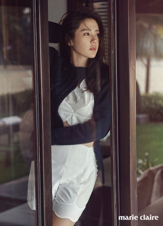 Gambar Foto Son Ye Jin di Majalah Marie Claire Edisi Mei 2016
