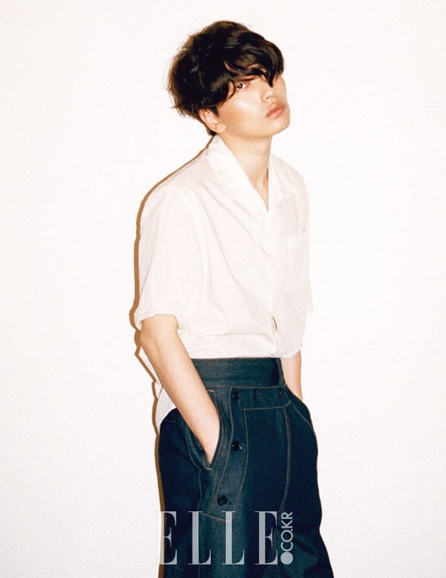 Gambar Foto Lee Dong Hwi di Majalah Elle Edisi Mei 2016