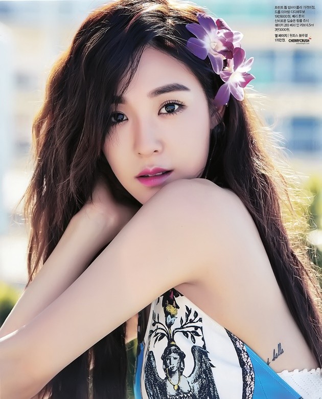 Gambar Foto Tiffany Girls' Generation di Majalah Singles Edisi Mei 2016