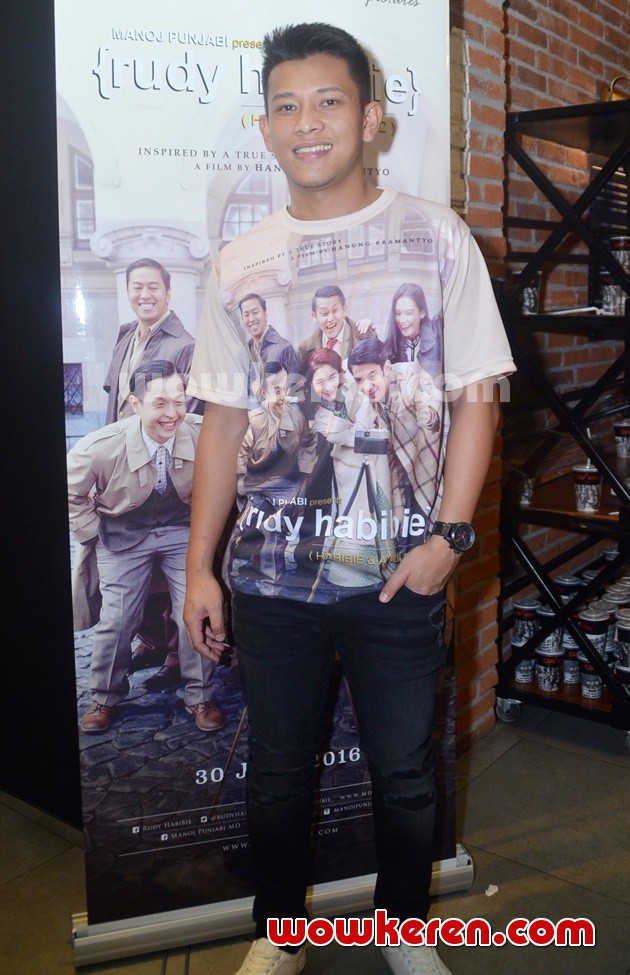 Gambar Foto Boris Bokir di Press Screening Film 'Rudy Habibie'