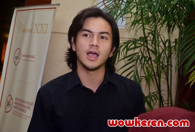 Gambar Foto Rizky Nazar di Press Screening Film 'I Love You From 38000 Ft'