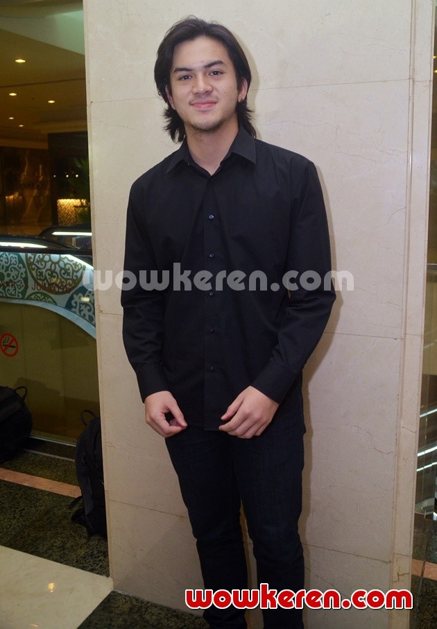 Gambar Foto Rizky Nazar di Press Screening Film 'I Love You From 38000 Ft'