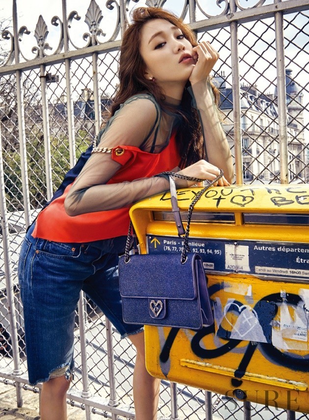 Gambar Foto Lee Sung Kyung di Majalah Sure Edisi April 2016